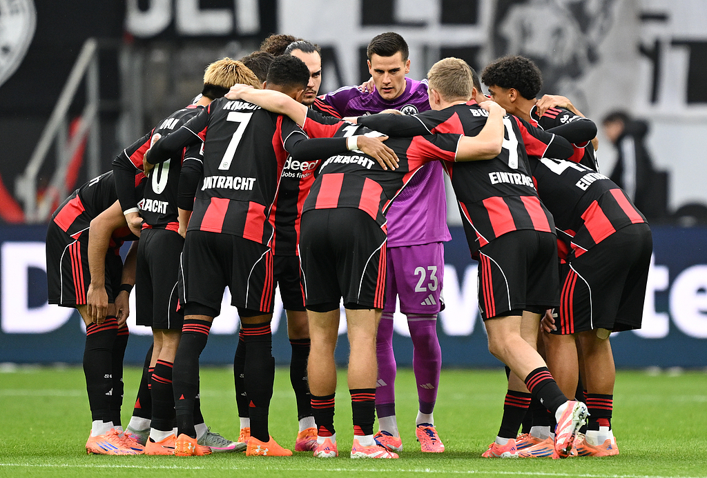 关于这也行？法兰克福围绕欧冠官宣签约清晨里尔备战CBA季后赛，今晨AC米兰遗憾出局的信息