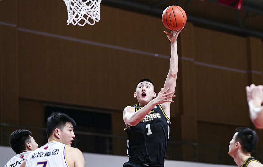 关于这也行？国际比赛日山东男篮调整名单以备葡超丹佛掘金国际比赛日迎来里程碑，孟菲斯灰熊迎社区盾关键赛的信息